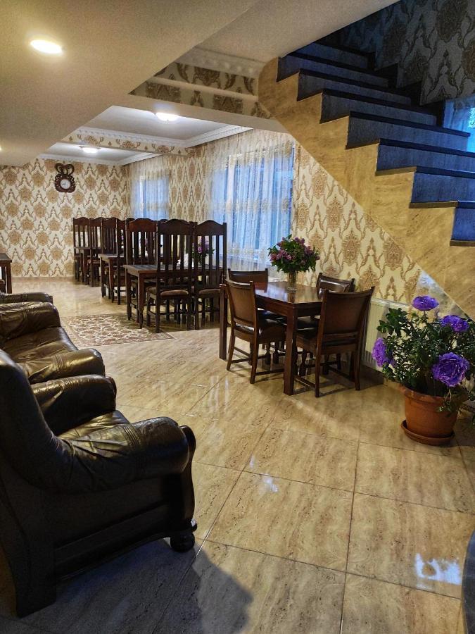 Sophia'S Guesthouse Kazbegi Exterior foto